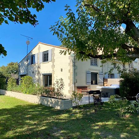 La Maison Du Champ De Beaumont Galgon Exterior foto
